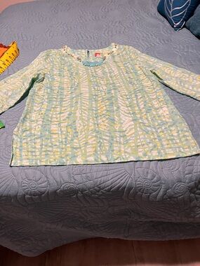 hearts of palm Pastel Blue & Yellow Patterned Top